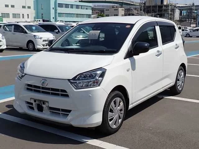 Daihatsu Mira e:S LA350S 2021